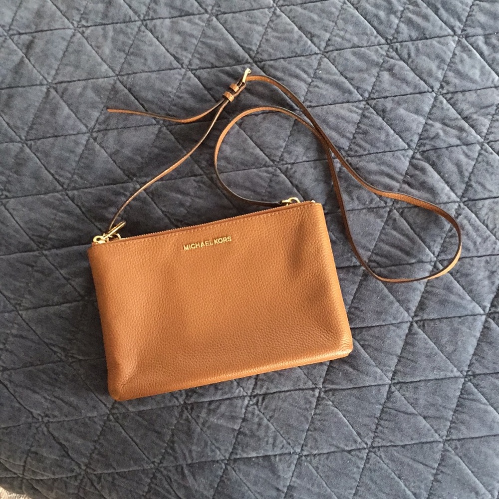 Michael Kors crossbody purse